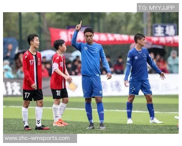 克鲁塞罗足球俱乐部的辉煌历史与未来发展展望 克鲁塞罗足球俱乐部的辉煌历史与未来发展展望